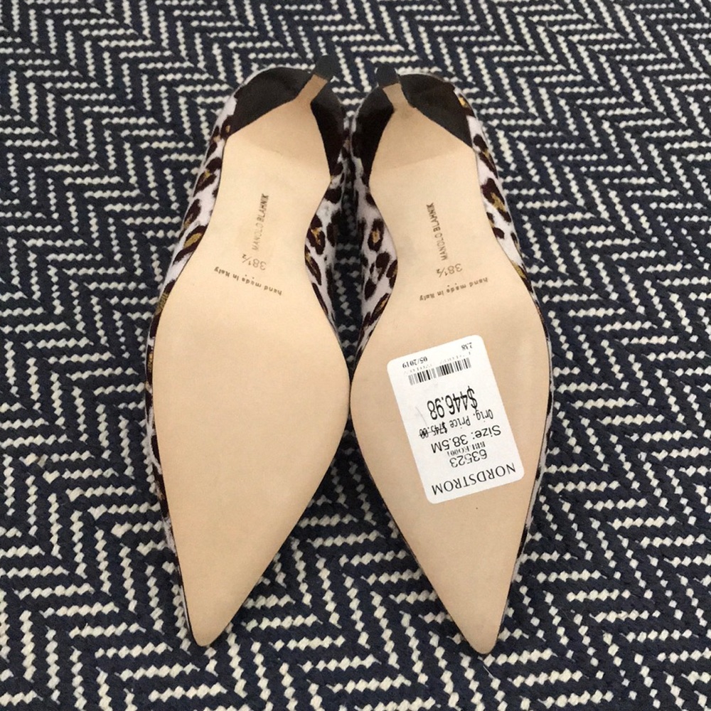 Manolo Blahnik leopard pump - Size 38.5 new in box - Picture 3 of 8